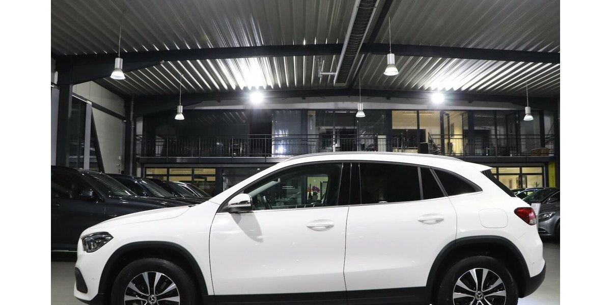 Mercedes-Benz GLA 250 e STYLE / WIDESCREEN, MATRIX-LED, LEDER 10.000 km 32.221 &euro; Hamm 59077