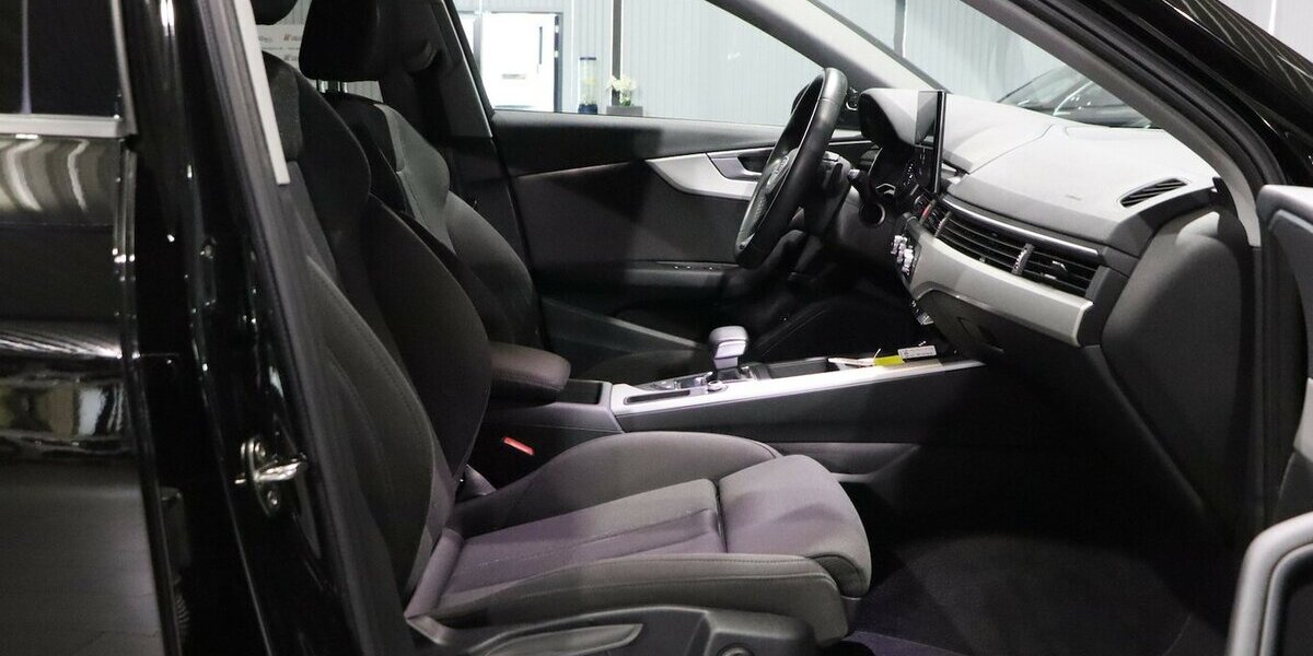 Audi A4 Avant 35 TDI BUSINESS SPORT / MATRIX,ACC+LANE 133.000 km 21.444 &euro; Hamm 59077