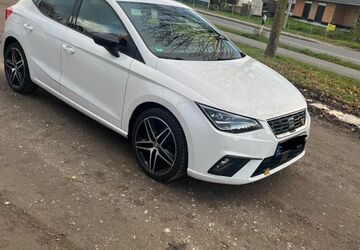 Seat Ibiza 76.000 km 12.800 &euro; Hamm 59073