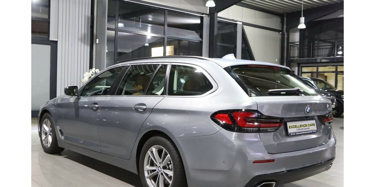 BMW 520d Touring xDrive BUSINESS / GREY & BROWN / 73.000 km 31.555 &euro; Hamm 59077