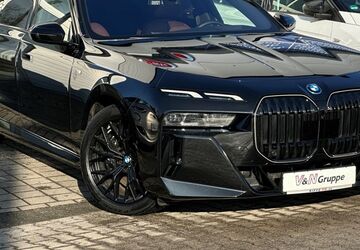 BMW i7 27.597 km 82.800 &euro; Hamm 59063