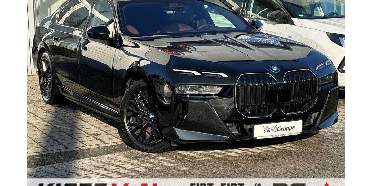 BMW i7 27.597 km 82.800 &euro; Hamm 59063