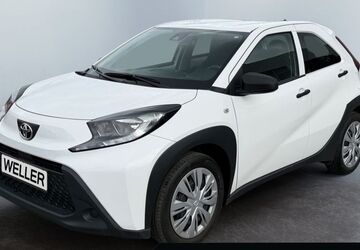 Toyota Aygo (X) 27.586 km 12.880 &euro; Hamm 59067
