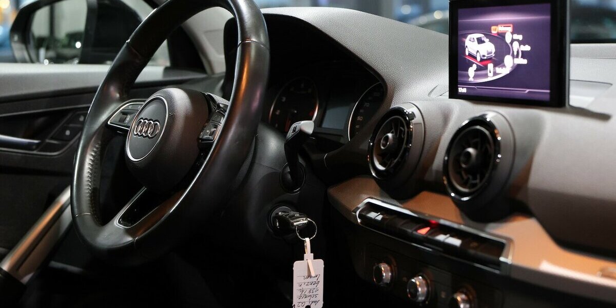 Audi Q2 1.4 TFSI SPORT / 1.HAND / ABN.AHK / PDC / SHZ 138.000 km 13.777 &euro; Hamm 59077