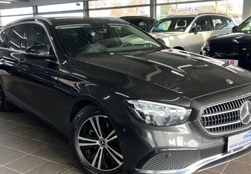 Mercedes-Benz E 220 57.614 km 37.399 &euro; Werl 59457