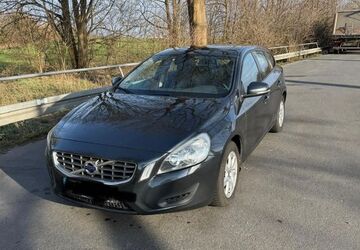 Volvo V60 320.700 km 5.000 &euro; Hamm 59063