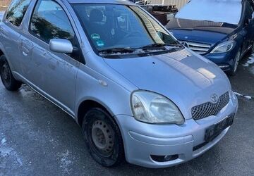 Toyota Yaris 181.888 km 799 &euro; Welver 59514