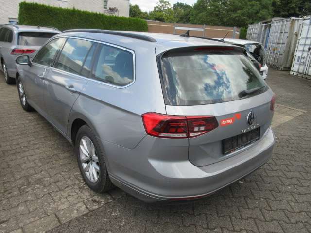 VW Passat Variant Business 2.0 TDI DSG NAVI AHK KAMER 83.700 km 22.988 &euro; Bergkamen 59192
