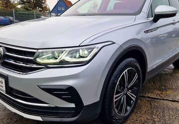 VW Tiguan 92.700 km 28.900 &euro; Hamm 59067