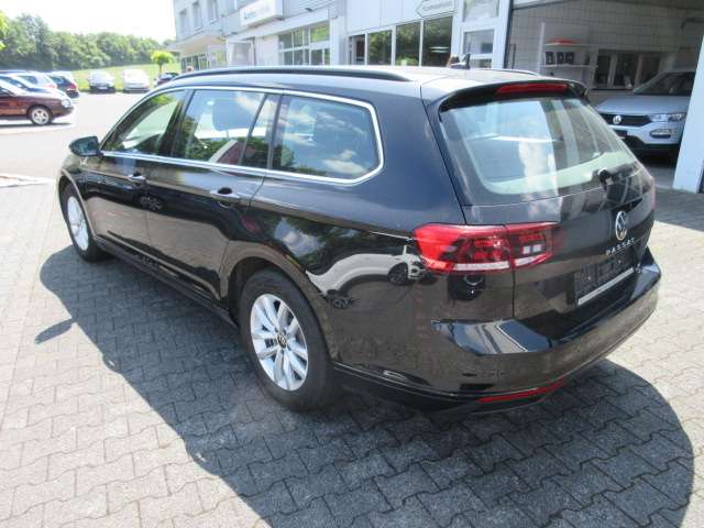 VW Passat Variant Business 2.0 TDI DSG NAVI AHK LED K 167.800 km 18.388 &euro; Bergkamen 59192