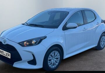 Toyota Yaris 9.989 km 14.980 &euro; Hamm 59067