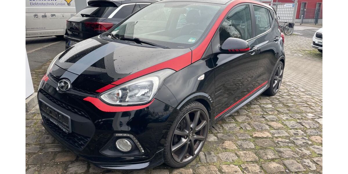 Hyundai i10 94.000 km 7.450 &euro; Hamm 59067