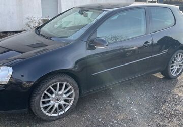 VW Golf 193.000 km 3.300 &euro; Möhnesee 59519