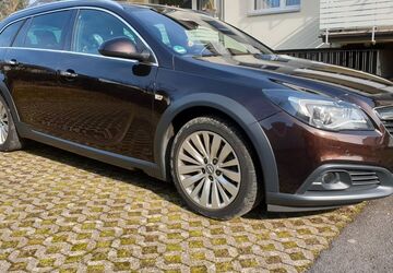 Opel Insignia 164.000 km 8.100 &euro; Welver 59514