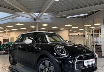 Mini Cooper SE 21.885 km 15.950 &euro; Hamm 59065