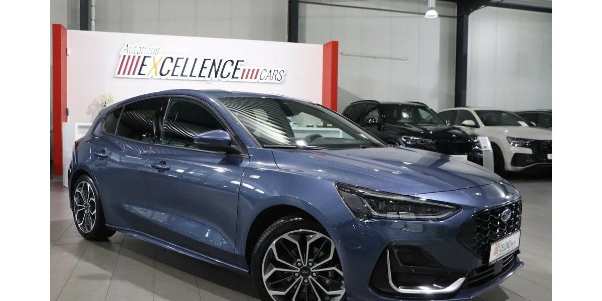 Ford Focus EB HYBRID ST-LINE SPORT VIGNALE MATRIX-LED 34.000 km 22.991 &euro; Hamm 59077