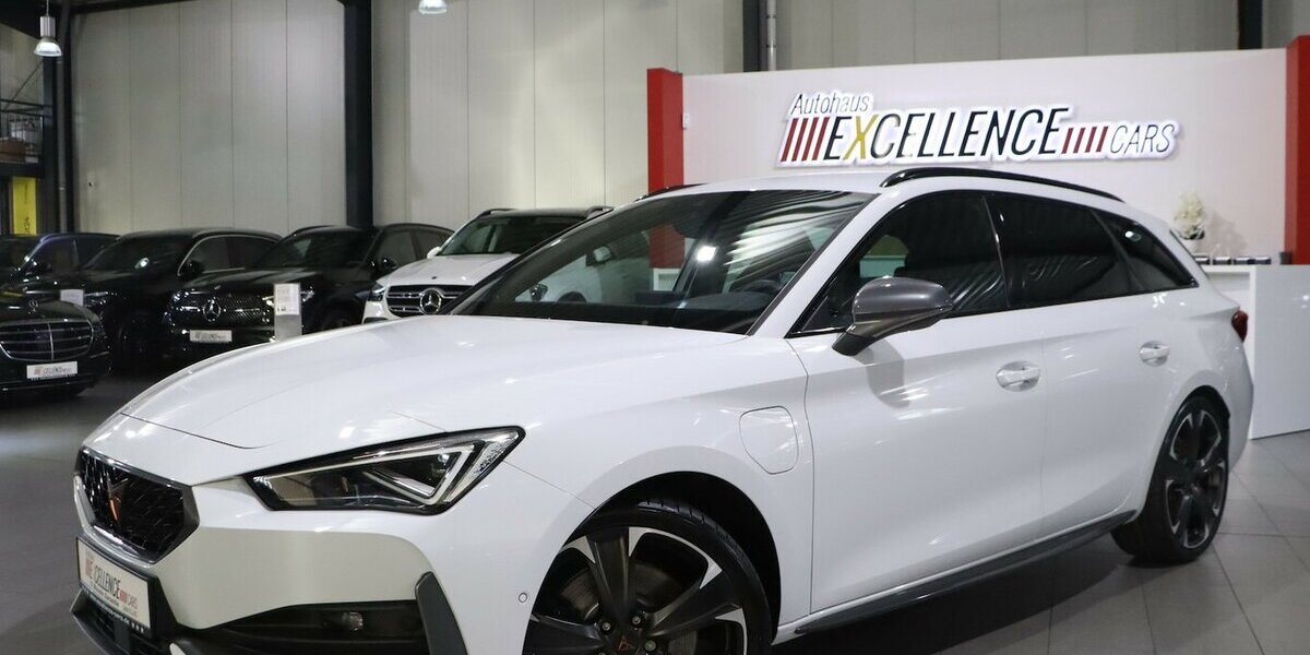 Cupra Leon ST 1.4 TSI DSG VZ e-Hybrid / MATRIX-LED / 6.000 km 31.991 &euro; Hamm 59077