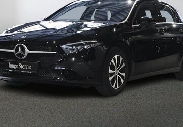 Mercedes-Benz A 180 12.349 km 28.490 &euro; Ahlen 59229