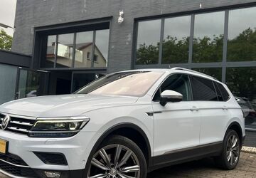 VW Tiguan 124.998 km 25.900 &euro; Soest 59494