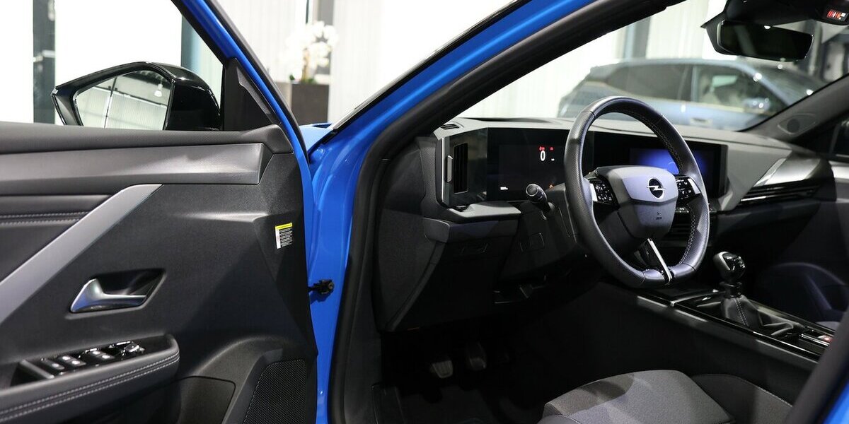 Opel Astra L 1.2 T LIMO GS-SPORT TECH / BLUE & BLACK 13.000 km 21.555 &euro; Hamm 59077