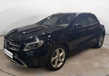 Mercedes-Benz GLA 180 124.993 km 15.390 &euro; Soest 59494