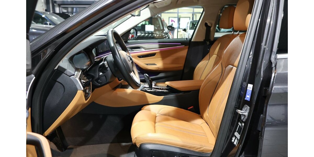 BMW 530i Touring INNOVATION LUXURY-LINE BUSINESS 45.000 km 38.995 &euro; Hamm 59077