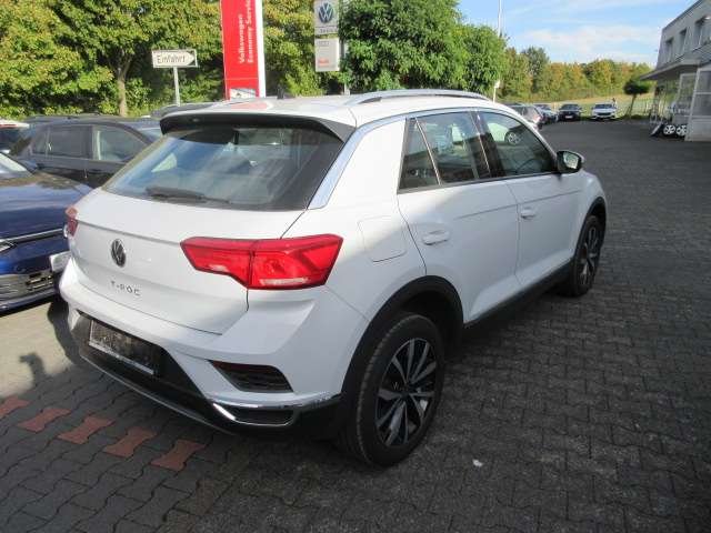 VW T-Roc Style 2.0 TDI NAVI PANORAMA KAMERA CLIMATRON 65.850 km 20.988 &euro; Bergkamen 59192