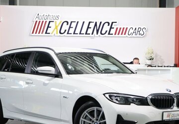 BMW 330e Touring Advantage / VOLL-LEDER-SPORT / LED 95.000 km 24.577 &euro; Hamm 59077