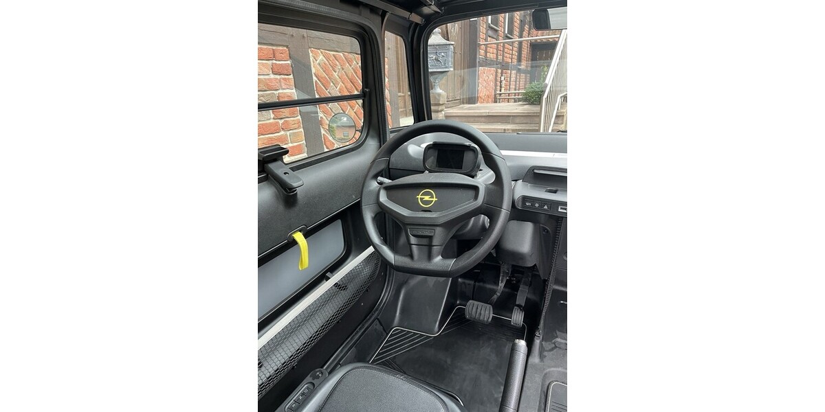 Opel rocks e 8.211 km 8.000 &euro; hamm 59065