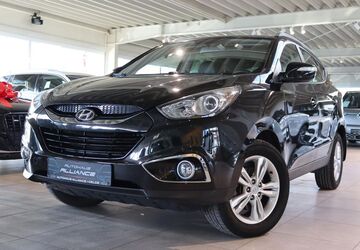 Hyundai TUCSON 149.000 km 8.990 &euro; Oelde 59302