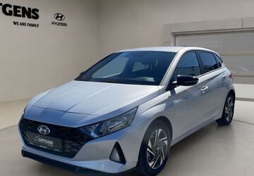 Hyundai i20 7.563 km 15.990 &euro; Soest 59494