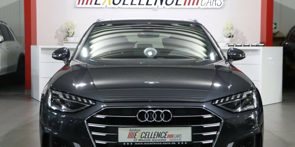 Audi A4 Avant 40 TFSI ADVANCED / LED / PANORAMA 55.000 km 28.994 &euro; Hamm 59077
