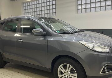 Hyundai ix35 115.900 km 6.300 &euro; Kamen 59174