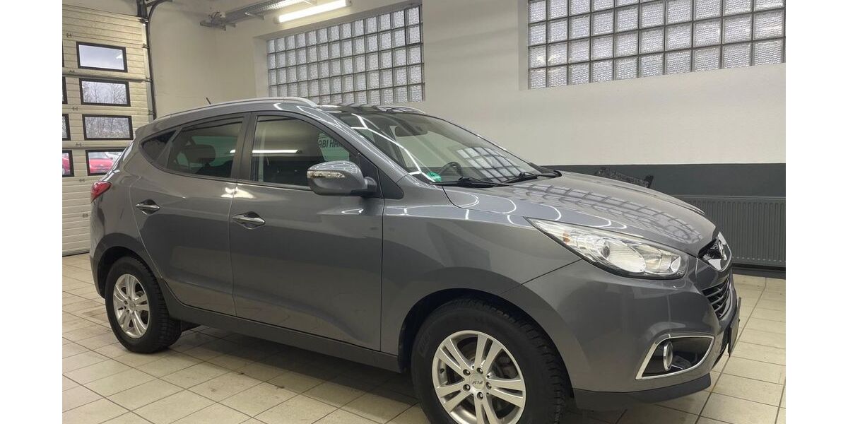 Hyundai ix35 115.900 km 6.300 &euro; Kamen 59174
