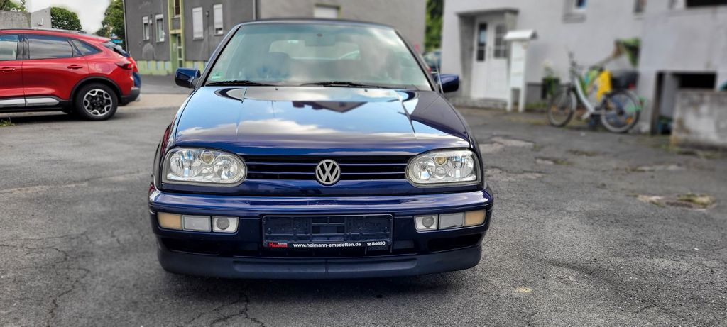 VW Golf 220.922 km 2.799 &euro; Lünen 44532