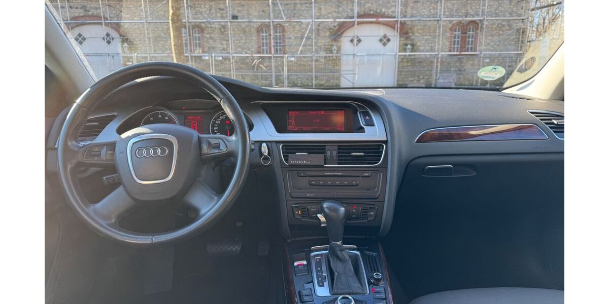 Audi A4 125.000 km 7.999 &euro; Möhnesee 59519