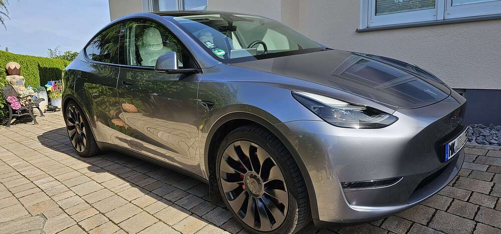 Tesla Model Y 24.500 km 42.999 &euro; Menden 58708