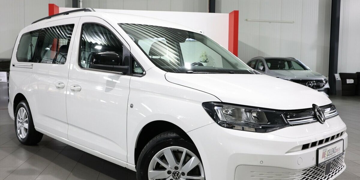 VW Caddy Maxi KOMBI 2.0 TDI 4M LIFE IQ ALLRAD OPTIK 95.000 km 28.777 &euro; Hamm 59077