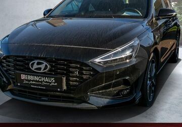 Hyundai i30 32.330 km 22.499 &euro; Hamm 59067