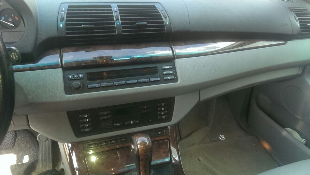 BMW X5 180.000 km 4.100 &euro; Bad Sassendorf 59505