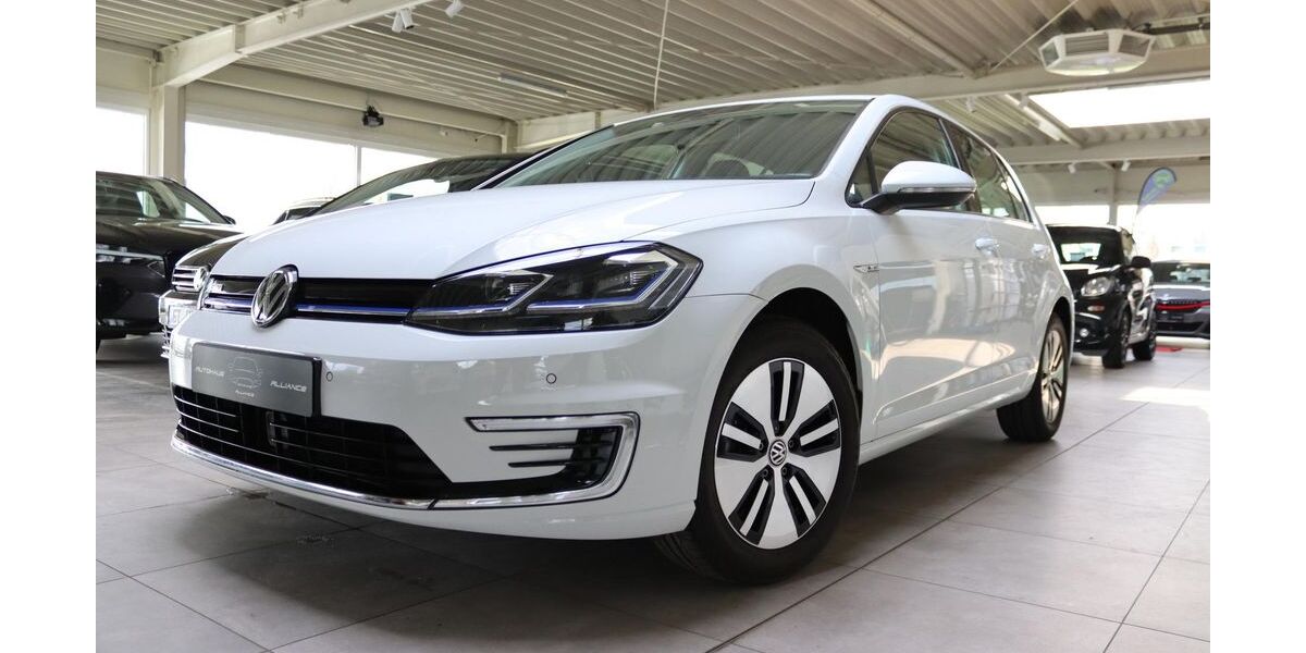 VW Golf 48.800 km 15.990 &euro; Oelde 59302
