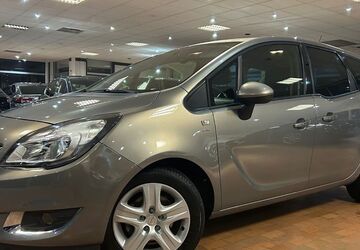 Opel Meriva 83.700 km 8.290 &euro; Hamm 59067
