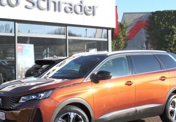 Peugeot 5008 23.459 km 27.880 &euro; Hamm 59067