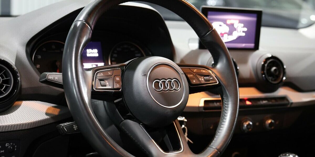 Audi Q2 1.4 TFSI SPORT / 1.HAND / ABN.AHK / PDC / SHZ 138.000 km 13.777 &euro; Hamm 59077