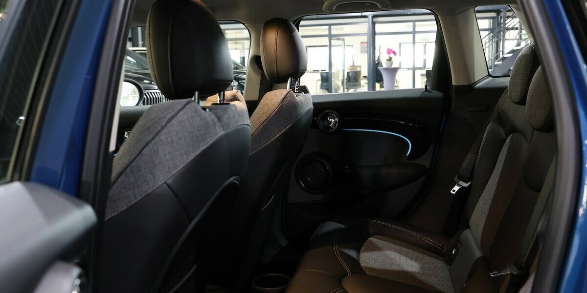 Mini ONE CLASSIC-TRIM / LED / LEDER / NAVI+APPLE 60.000 km 17.991 &euro; Hamm 59077