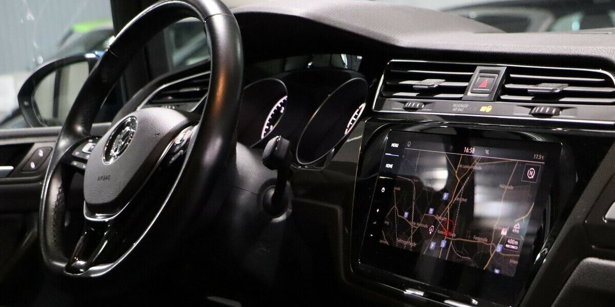 VW Touran 1.6 TDI DSG JOIN FAMILY LED,ACC+LANE+SIDE 83.000 km 18.777 &euro; Hamm 59077