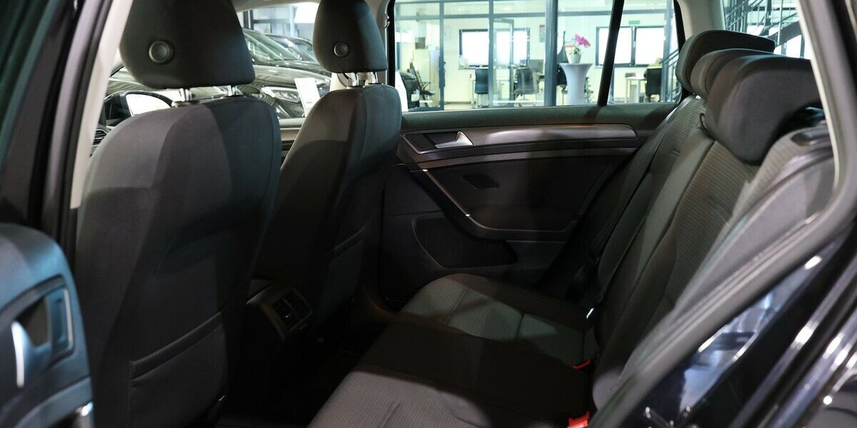 VW Golf Variant VII 1.6 TDI Comfortline DYNAUDIO 1H 152.000 km 13.444 &euro; Hamm 59077