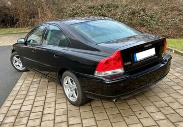 Volvo S60 247.600 km 2.500 &euro; Beckum 59269