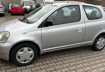 Toyota Yaris 163.597 km 1.950 &euro; Lüdinghausen 59348