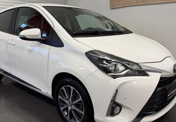 Toyota Yaris 25.790 km 14.190 &euro; Soest 59494
